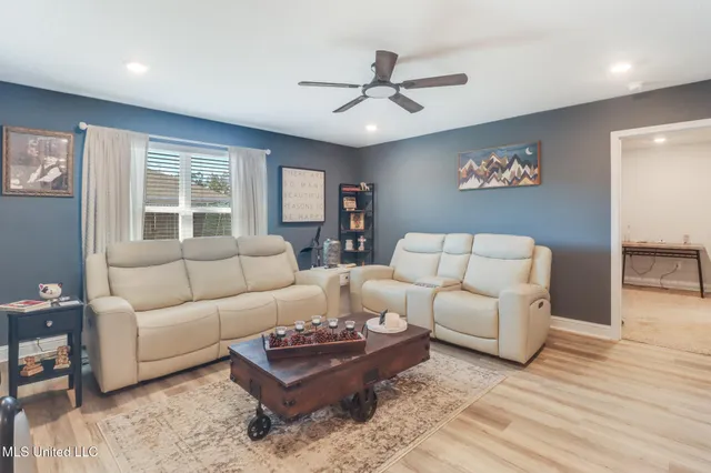 $305,000 | 18533 Water Oak Way, Biloxi, MS 39532