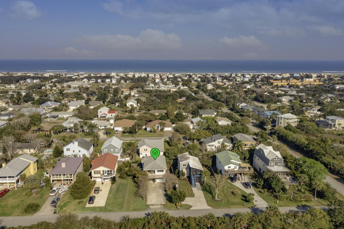 view of city and green space