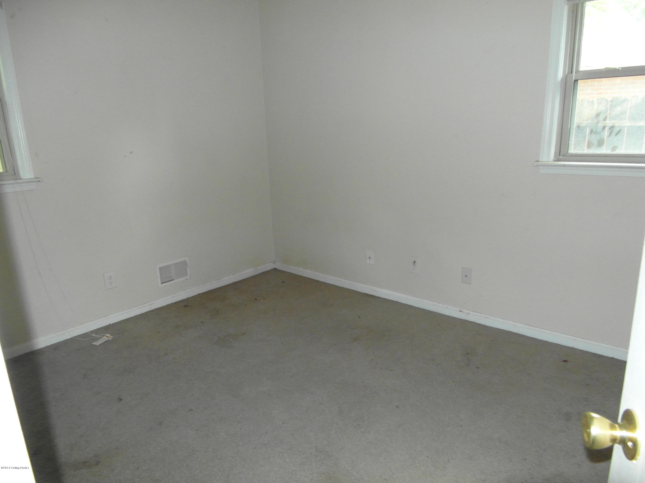 11200 Blue Lick Road Louisville, KY 40229 - Photo 15 of 20 14a