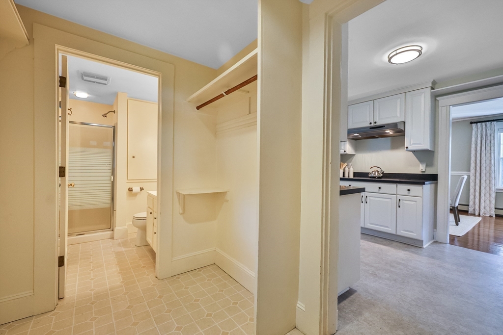 394 Webster Street Needham, MA 02494 - Photo 12 of 30