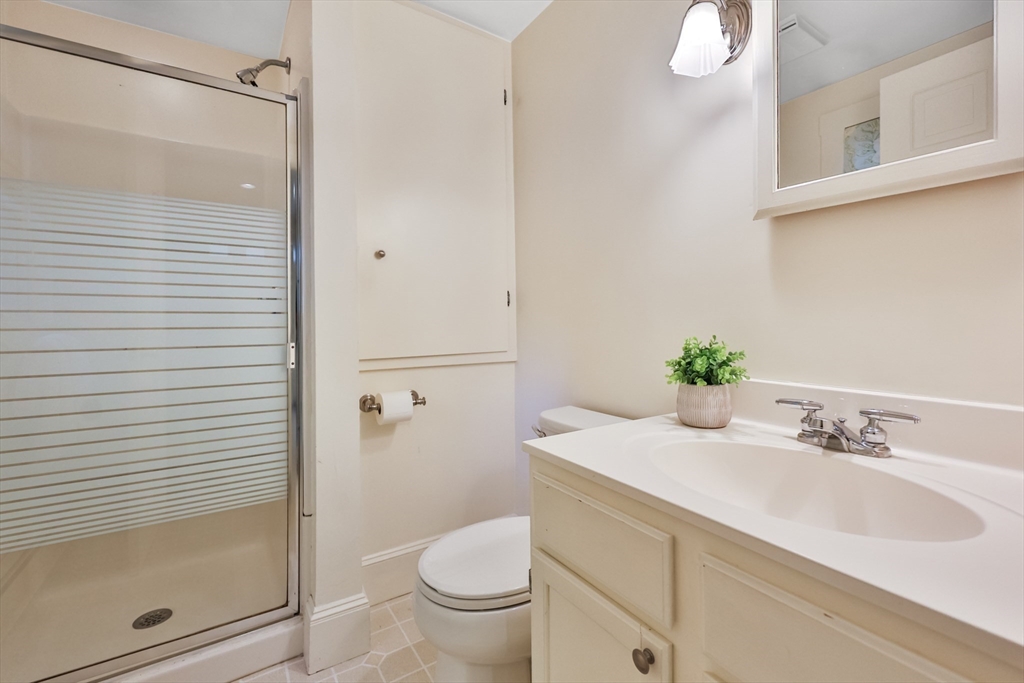 394 Webster Street Needham, MA 02494 - Photo 13 of 30