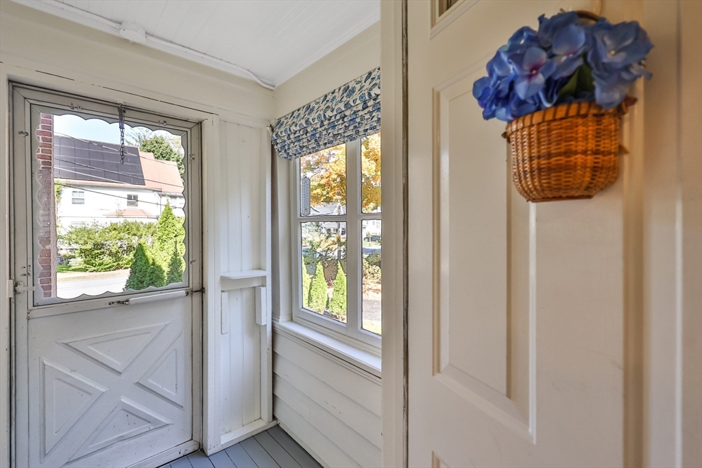 394 Webster Street Needham, MA 02494 - Photo 14 of 30