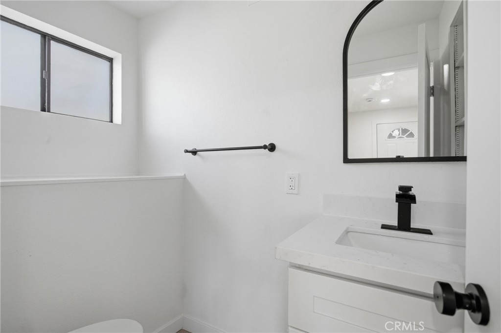 2386 Independence Lane Running Springs, CA 92382 - Photo 19 of 47