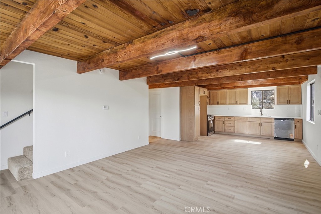 2386 Independence Lane Running Springs, CA 92382 - Photo 4 of 47