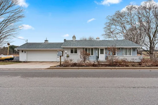 $294,900 | E6356 County Road North, Manawa, WI 54949