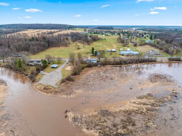 $294,900 | E6356 County Road North, Manawa, WI 54949
