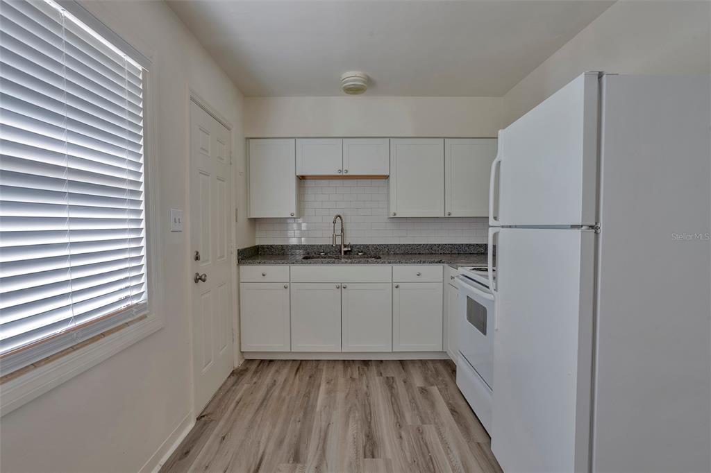 1102 Sunset Point Road Clearwater, FL 33755 - Photo 34 of 37