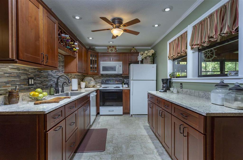 266 Amy Trail Spring City, TN 37381 - Photo 6 of 33 6
