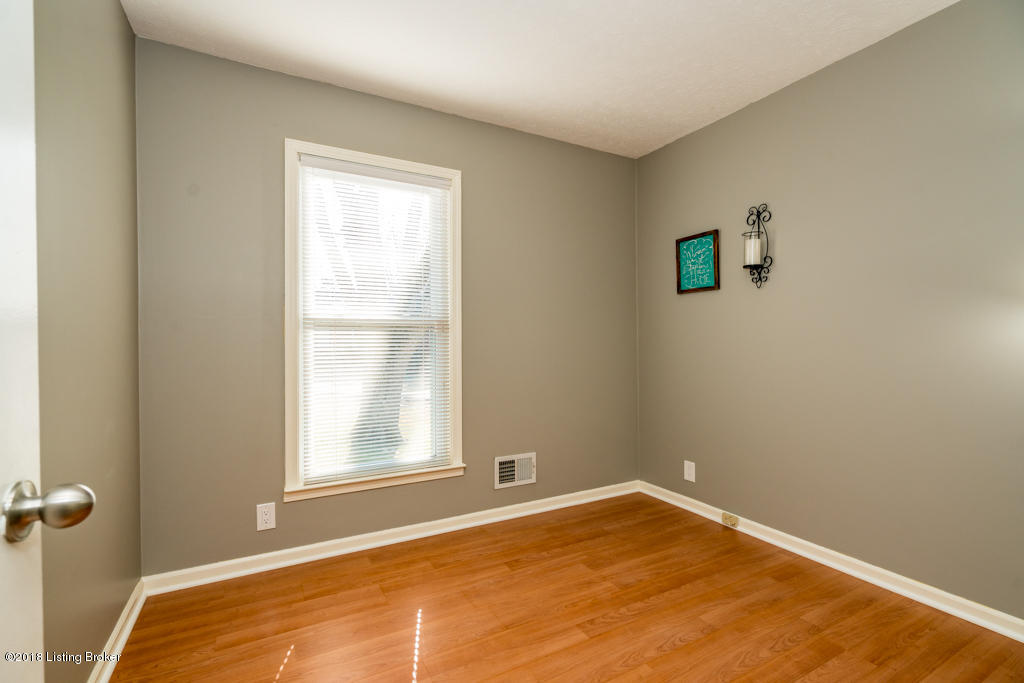 6707 Robin Road Crestwood, KY 40014 - Photo 21 of 41 019-6707 Robin-19