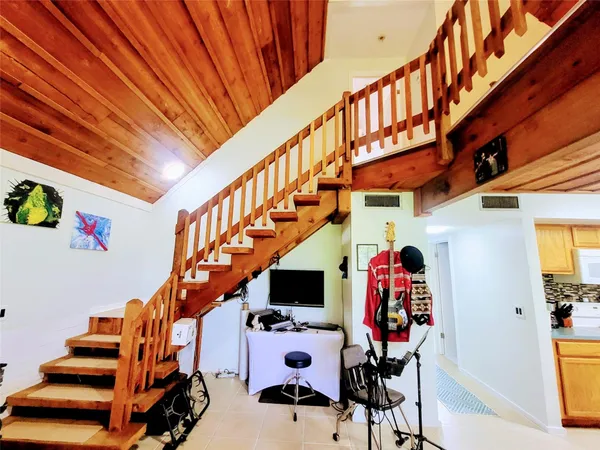 $429,900 | 136 Southwest 85th Avenue, Okeechobee, FL 34974