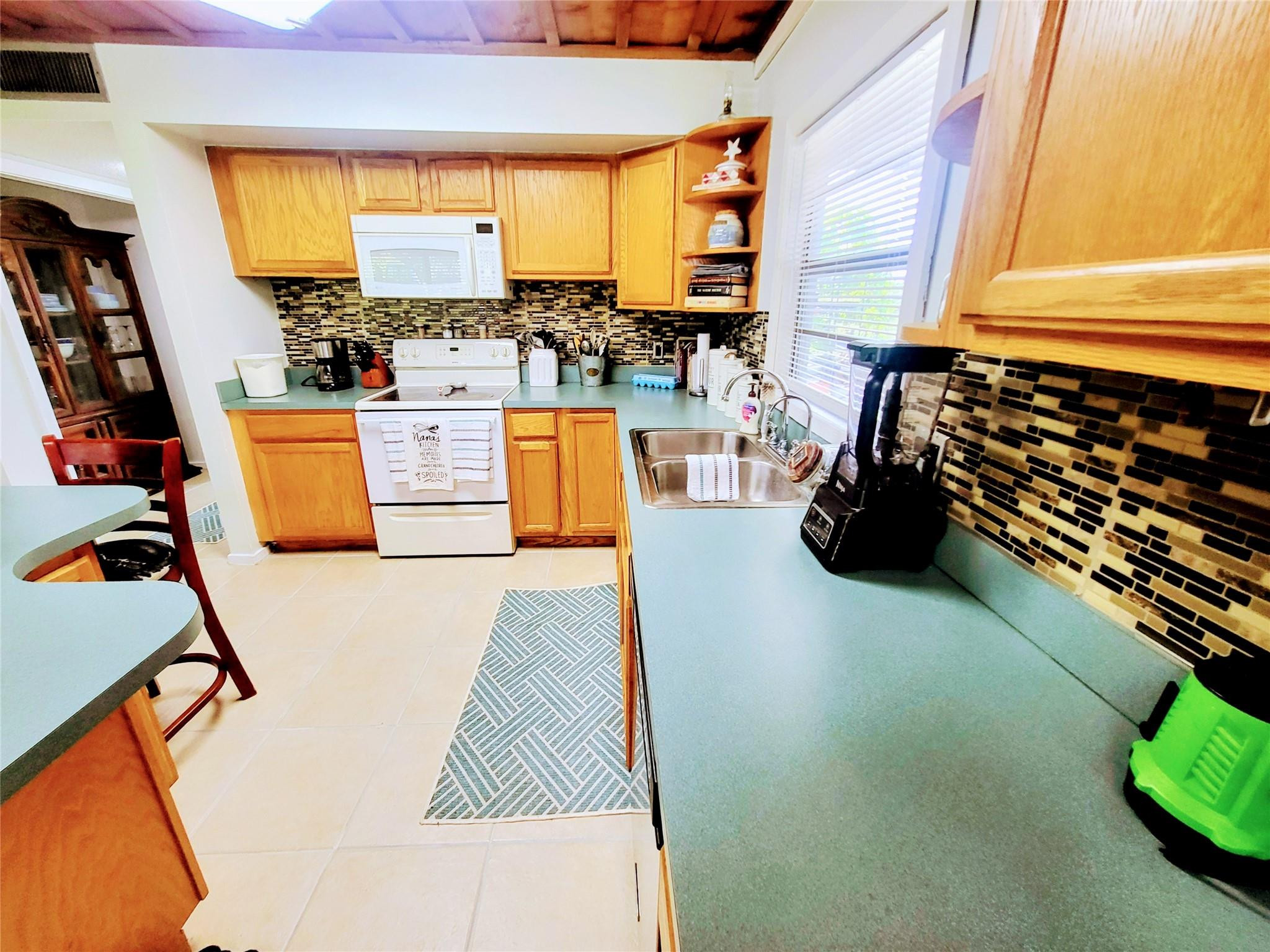 136 Southwest 85th Avenue Okeechobee, FL 34974 - Photo 6 of 59 Photo 6