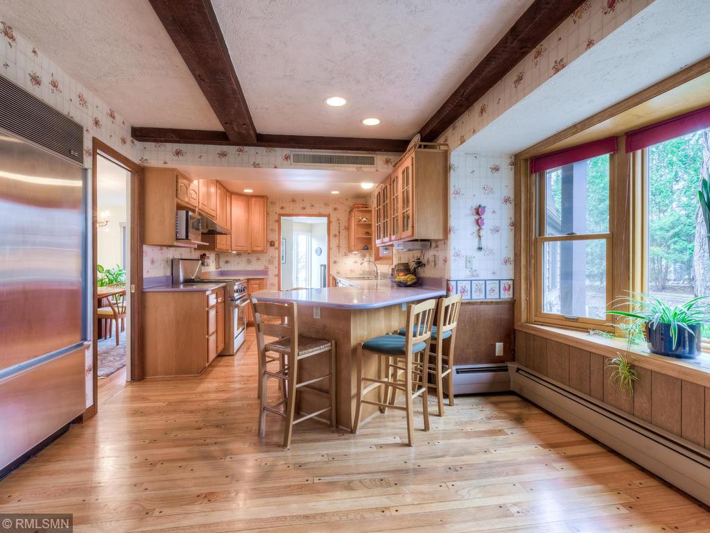 27415 Maple Ridge Lane Shorewood, MN 55331 - Photo 21 of 30