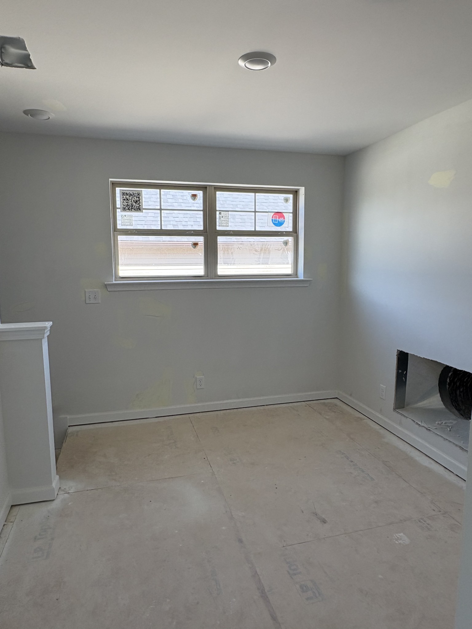 602 Ruby Cate Way Murfreesboro, TN 37128 - Photo 13 of 20 an empty room with a window
