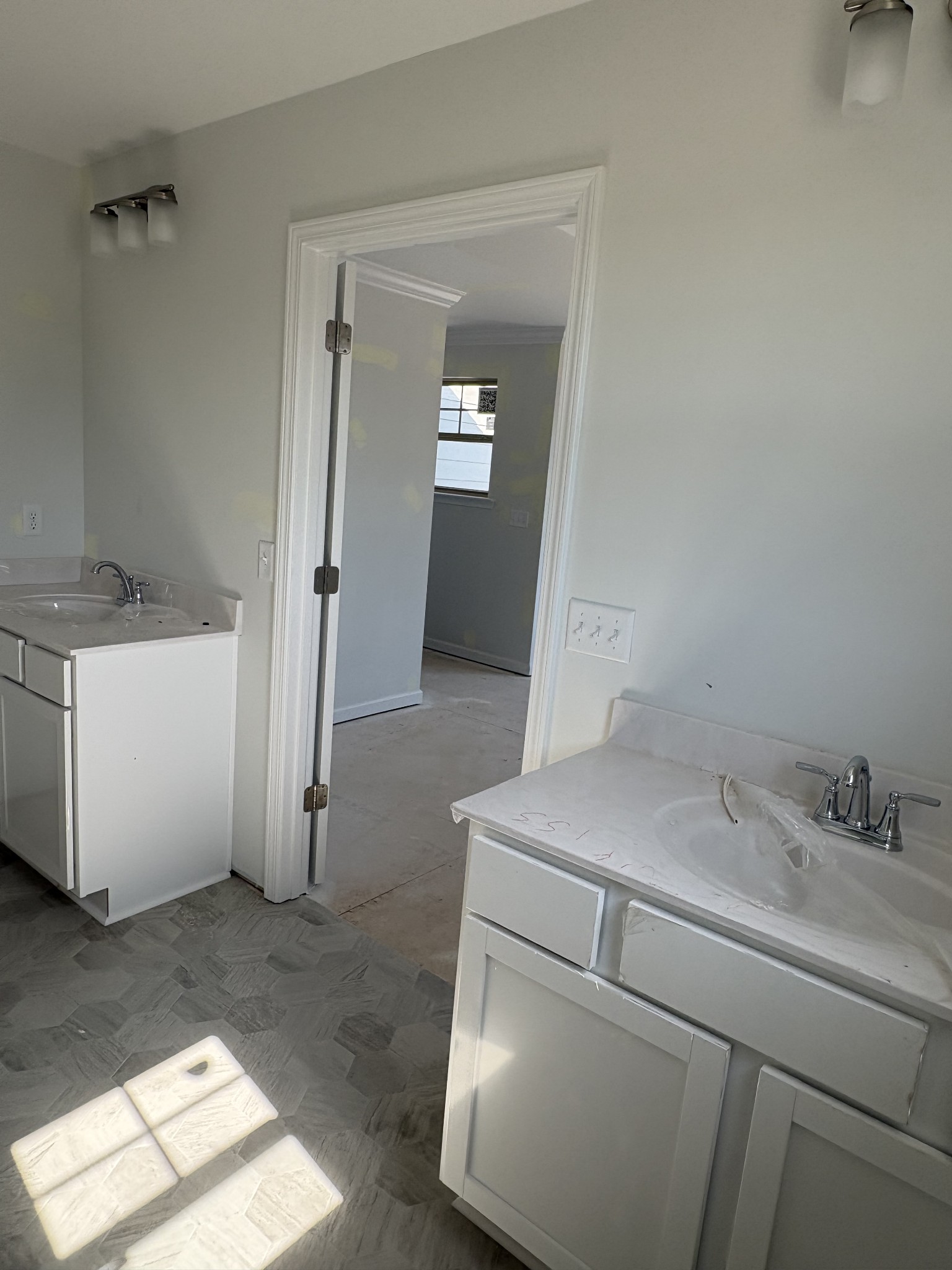 602 Ruby Cate Way Murfreesboro, TN 37128 - Photo 19 of 20 a utility room with dryer and washer