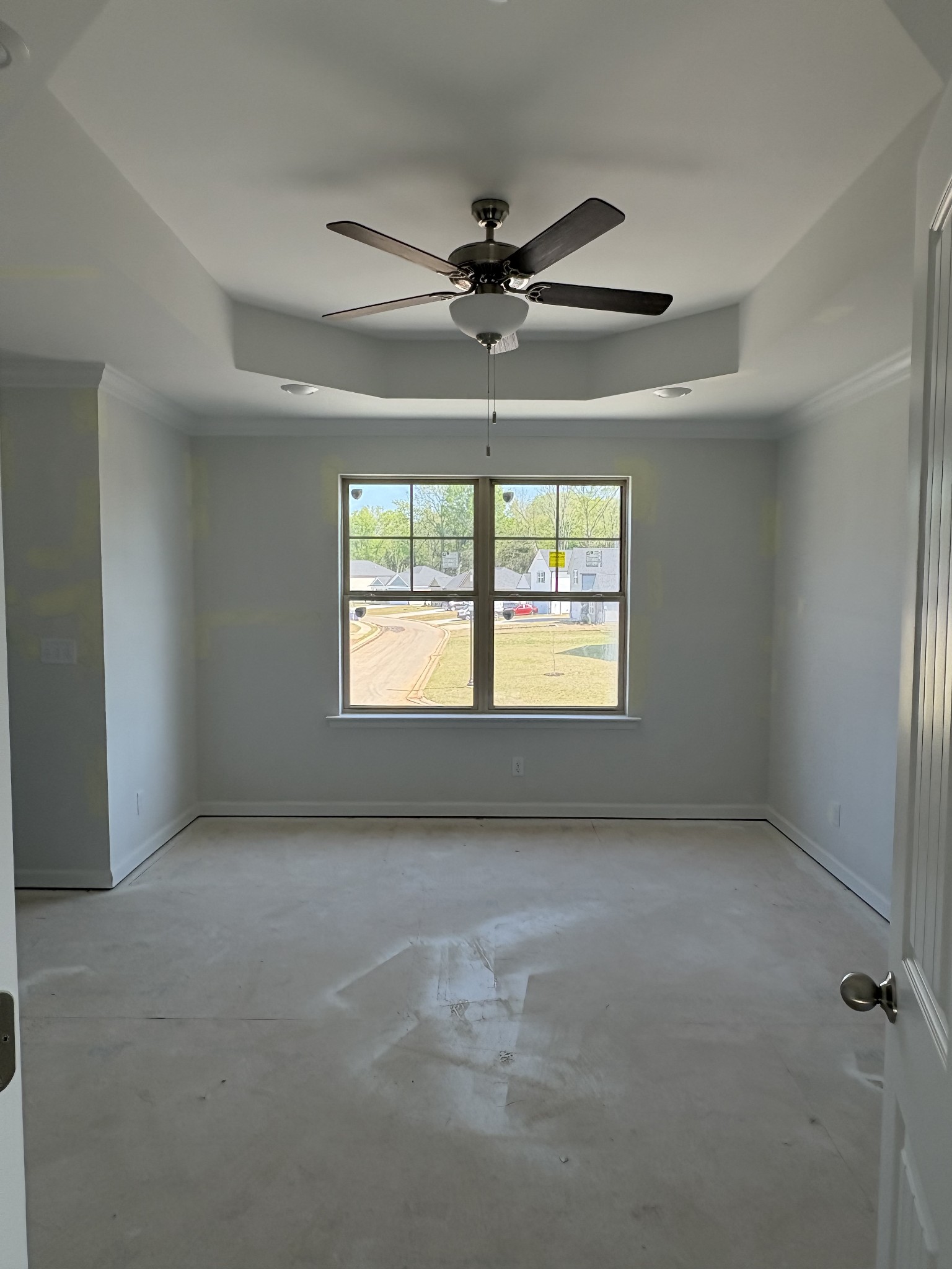 602 Ruby Cate Way Murfreesboro, TN 37128 - Photo 20 of 20 an empty room with a window and a fan