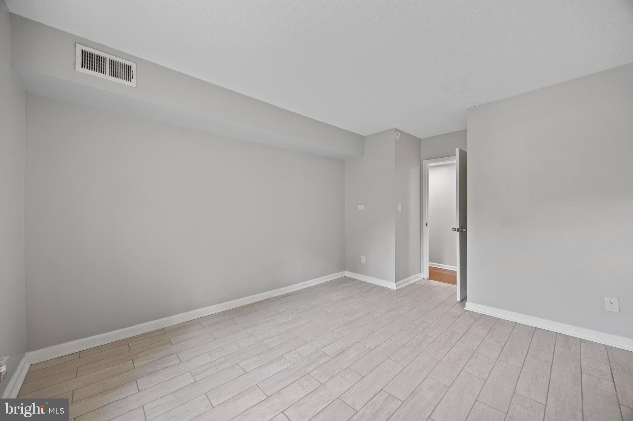 2216 Castle Rock Square, Unit 12C Reston, VA 20191 - Photo 18 of 27