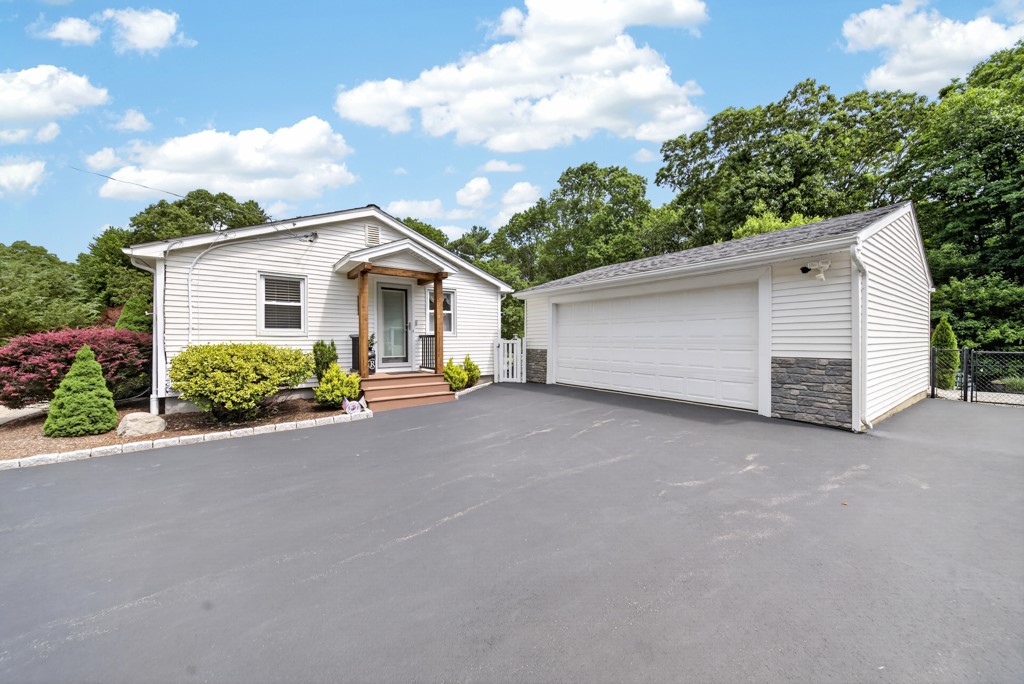 151 Signal Rock Road North Kingstown, RI 02852 - Photo 47 of 49 Gallery Image 47