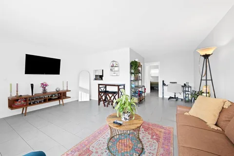 $248,000 | 625 Antioch Avenue, Unit 208, Fort Lauderdale, FL 33304