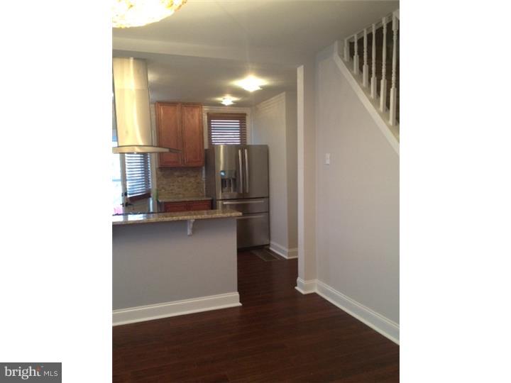 2219 Griffith Street Philadelphia, PA 19152 - Photo 13 of 25 Living Room