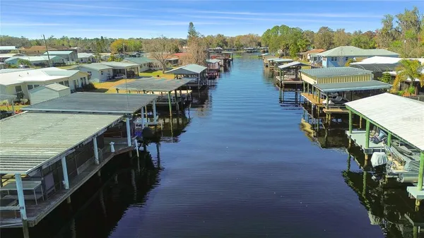 $875,000 | 1621 Spring Garden Drive, Astor, FL 32102