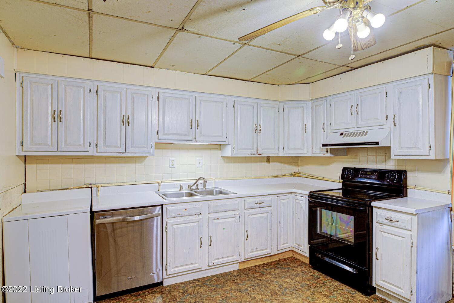 2836 Waddy Road Waddy, KY 40076 - Photo 13 of 29 GSP-2836_Waddy_Rd-13