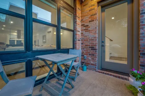 $675,000 | 3081 ChImes Street, Dallas, TX 75219