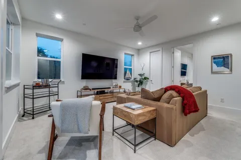 $675,000 | 3081 ChImes Street, Dallas, TX 75219