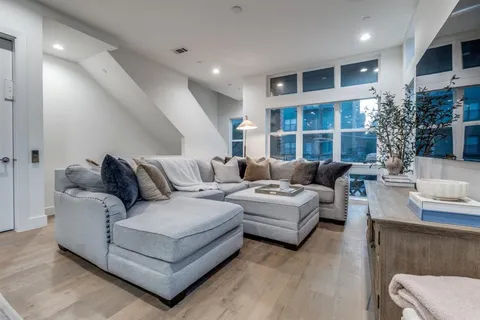 $675,000 | 3081 ChImes Street, Dallas, TX 75219