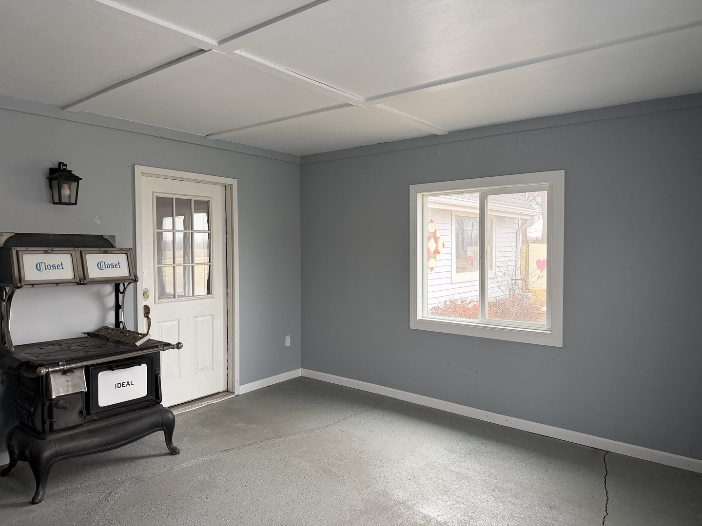 9843 Hoover Road Rock Falls, IL 61071 - Photo 2 of 17