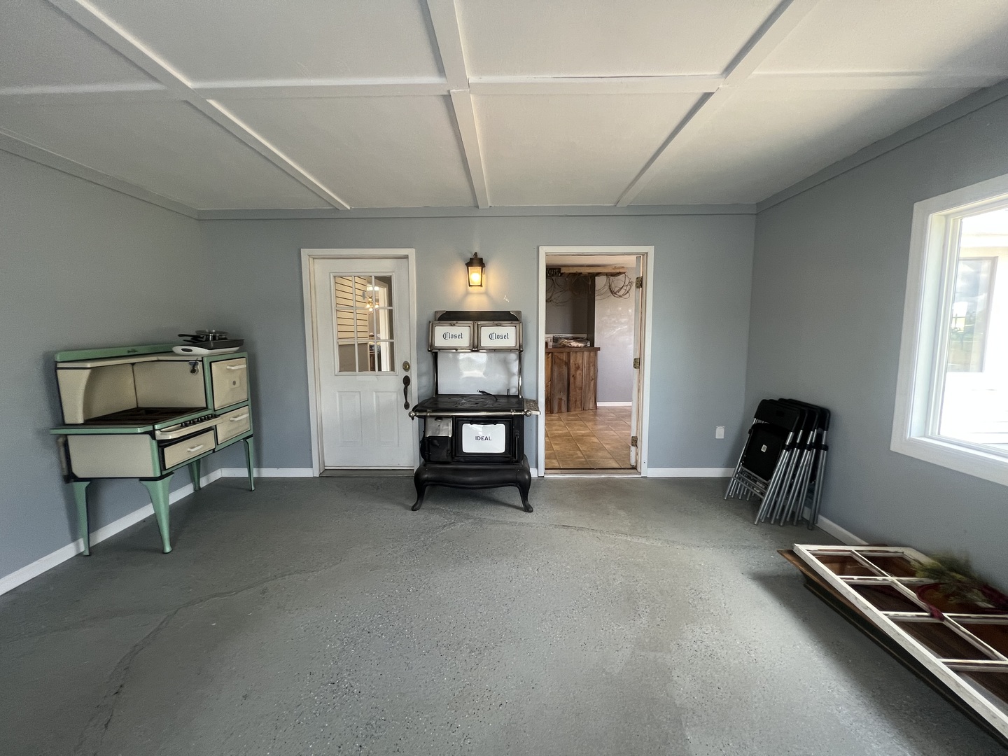 9843 Hoover Road Rock Falls, IL 61071 - Photo 3 of 17