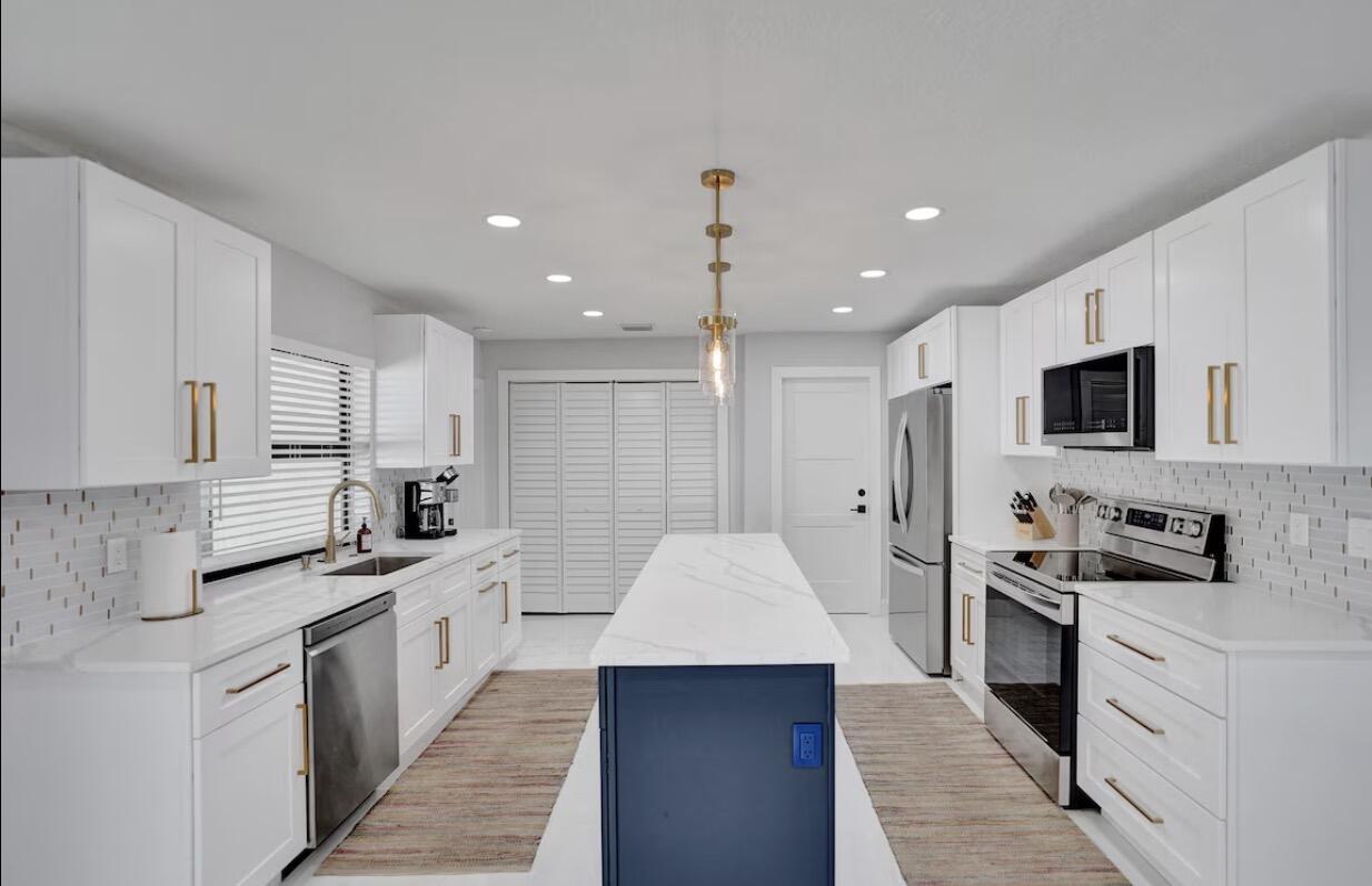 521 Curlew Road Delray Beach, FL 33444 - Photo 5 of 24 IMG_3247
