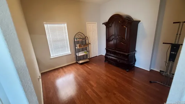 $2,000 | 8242 Pioneer Oak, Converse, TX 78109