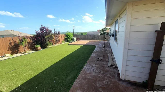 $2,000 | 8242 Pioneer Oak, Converse, TX 78109