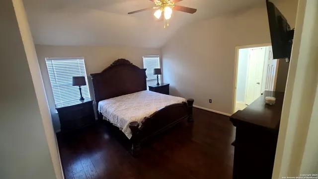 $2,000 | 8242 Pioneer Oak, Converse, TX 78109