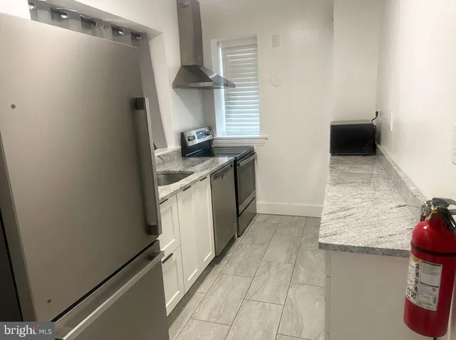 $2,000 | 1109 West James Street, Unit 1, Norristown, PA 19401