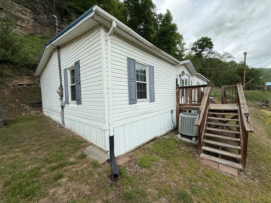27628 Riverside Drive Grundy, VA 24614 - Photo 26 of 30 Gallery Image 26