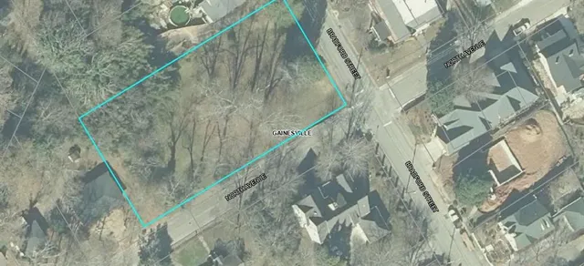 $725,000 | 581 Bradford Street Northwest, Gainesville, GA 30501