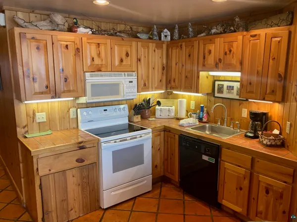 $78,888 | 1623 Superior Shores Drive, Unit 73B, Two Harbors, MN 55616