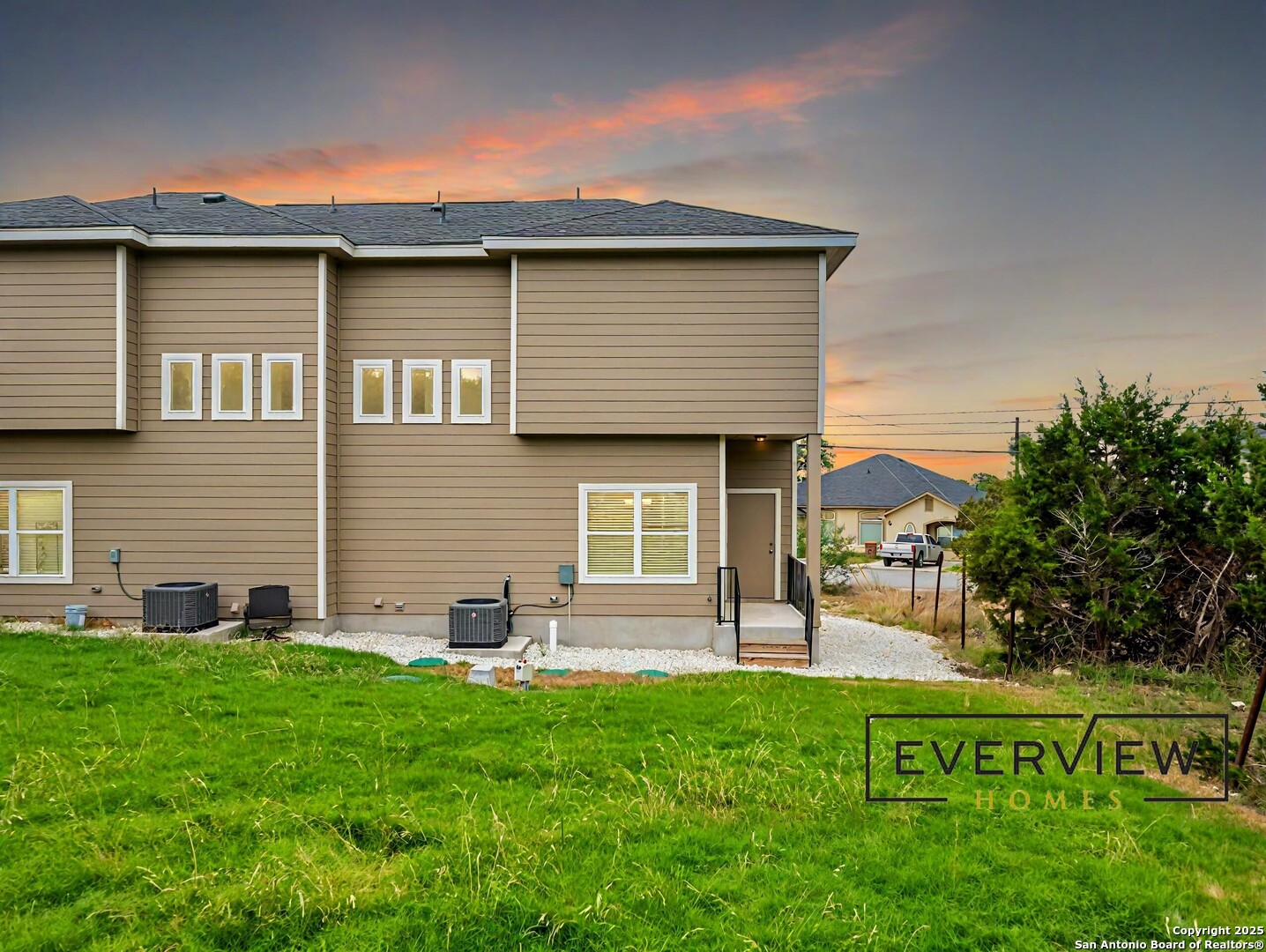 109 High Drive, Unit A Spring Branch, TX 78070 - Photo 24 of 24 a front view of house with yard