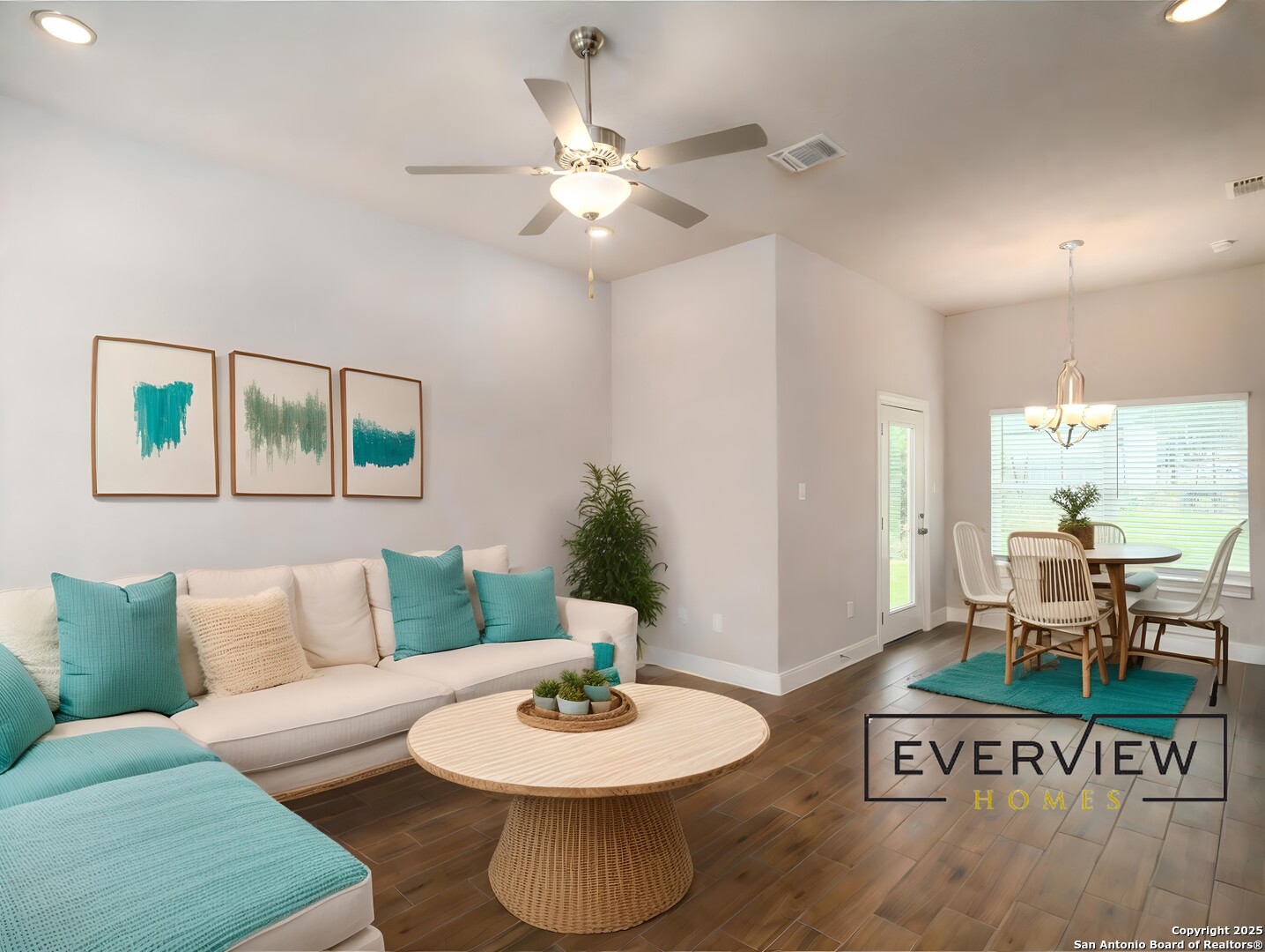 109 High Drive, Unit A Spring Branch, TX 78070 - Photo 5 of 24 a living room with furniture and a dining table