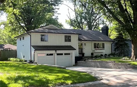 $535,000 | 7928 Juniper Drive, Prairie Village, KS 66208