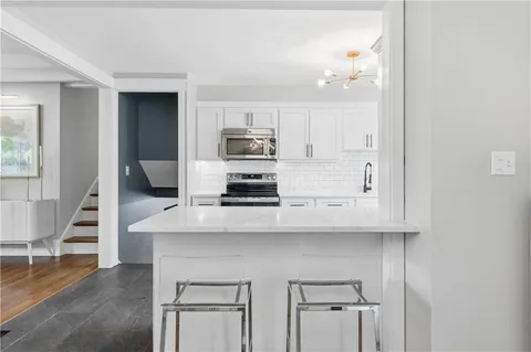 $535,000 | 7928 Juniper Drive, Prairie Village, KS 66208
