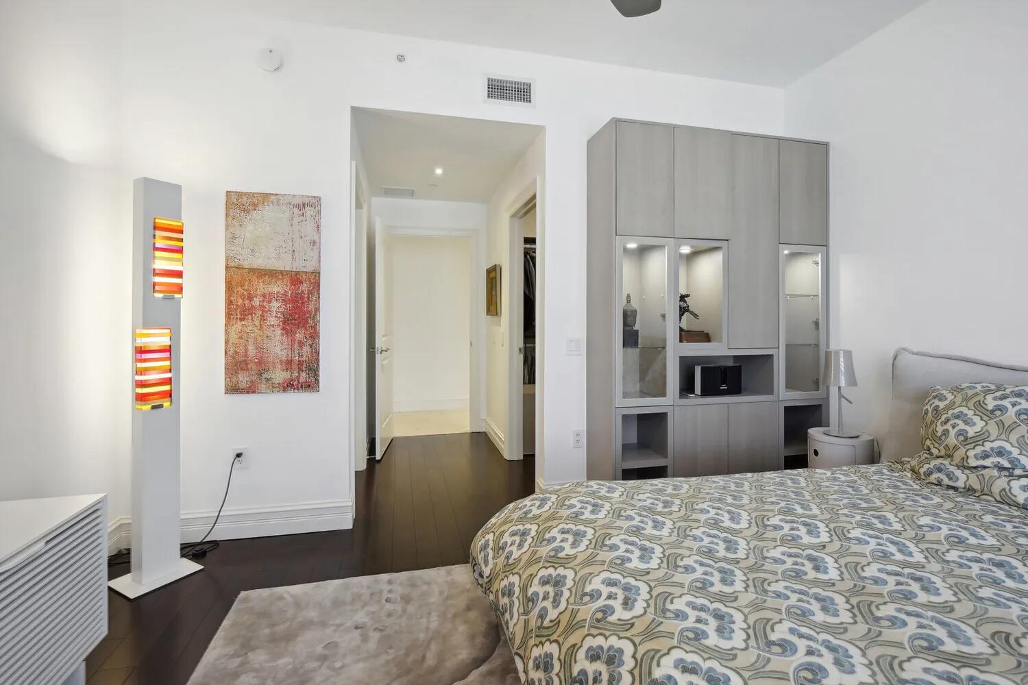 1 North Ocean Boulevard, Unit 201 Boca Raton, FL 33432 - Photo 17 of 36 2nd BR full Suite