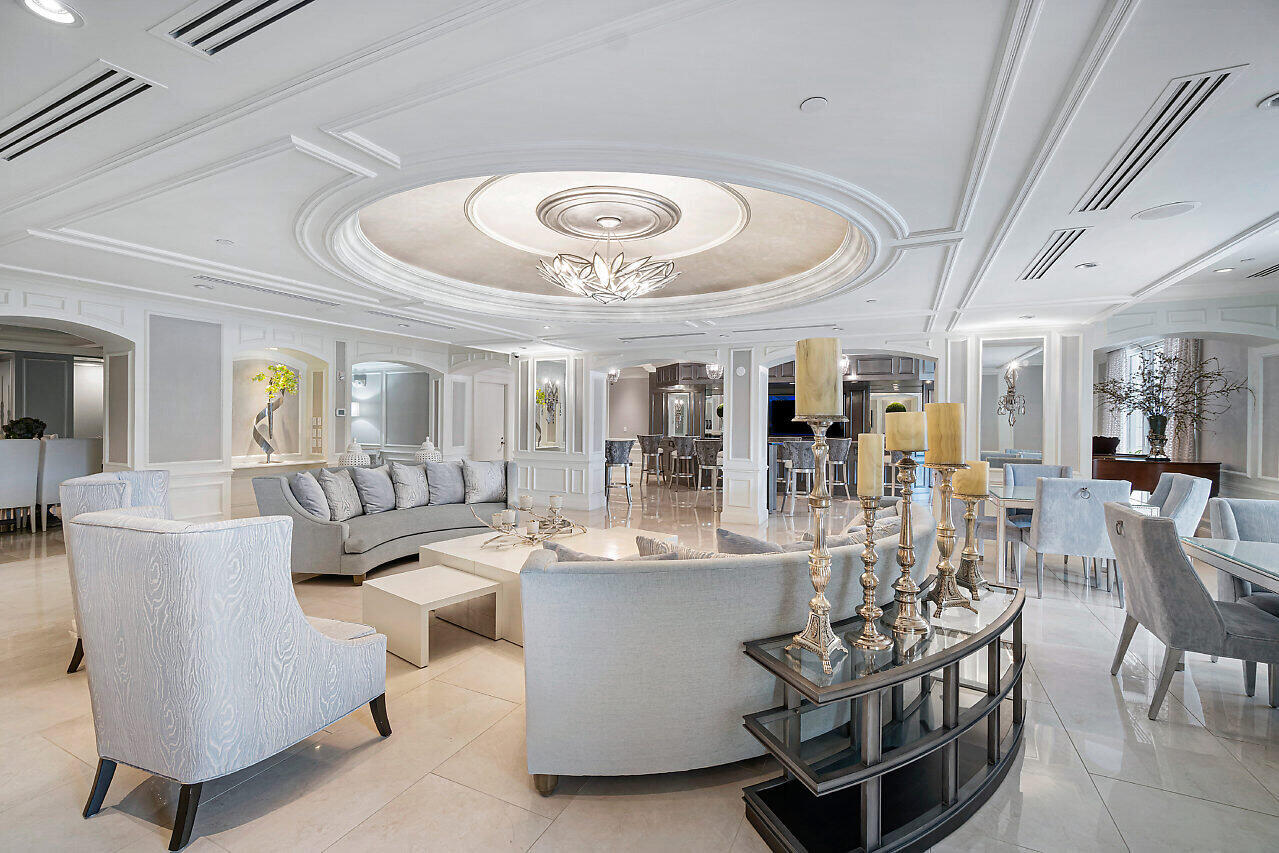 1 North Ocean Boulevard, Unit 201 Boca Raton, FL 33432 - Photo 32 of 36 Community Room