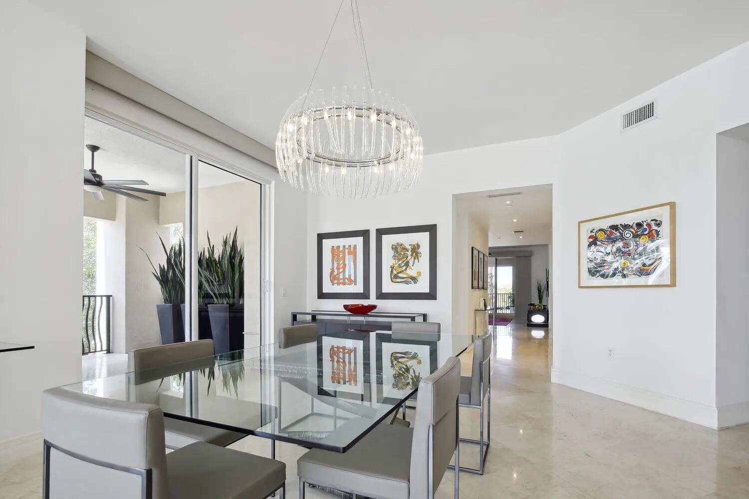 1 North Ocean Boulevard, Unit 201 Boca Raton, FL 33432 - Photo 6 of 36 Dining Area