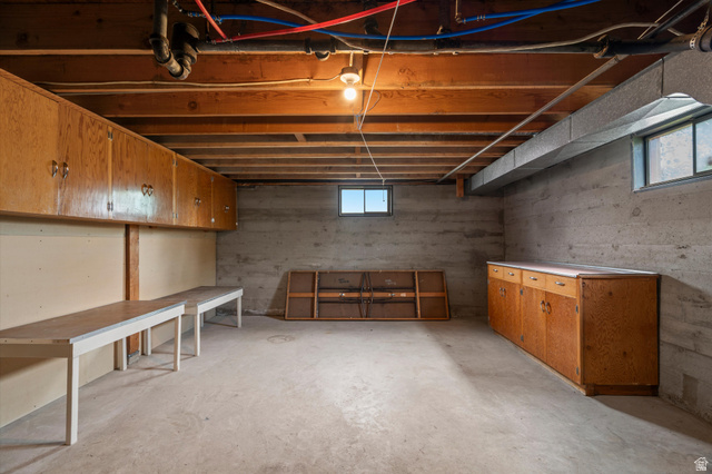 65 100 West Henefer, UT 84033 - Photo 17 of 34 Storage/unfinished basement.