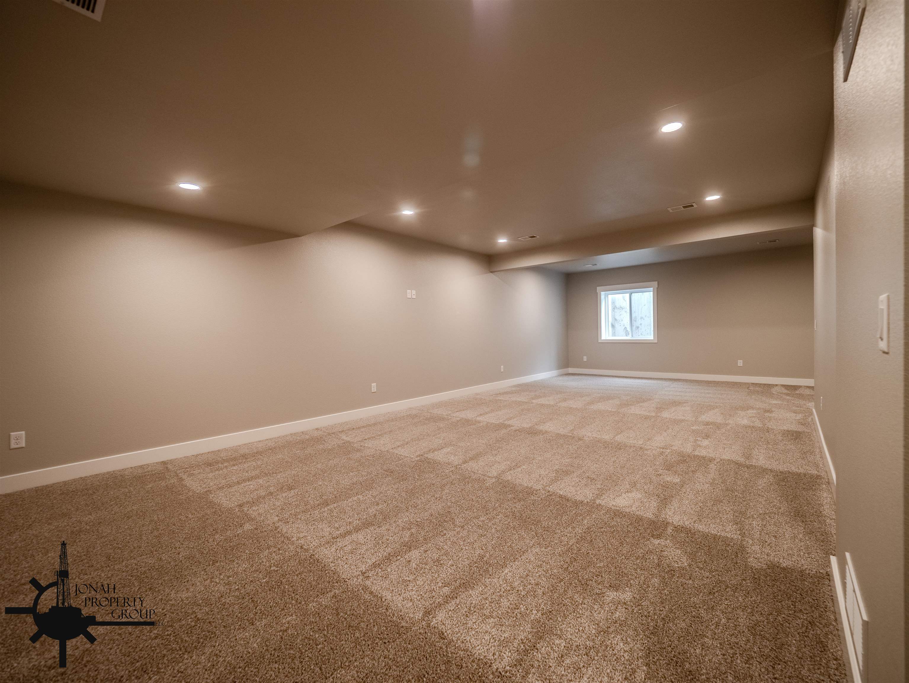 5340 Dolomite Circle Casper, WY 82609 - Photo 9 of 11