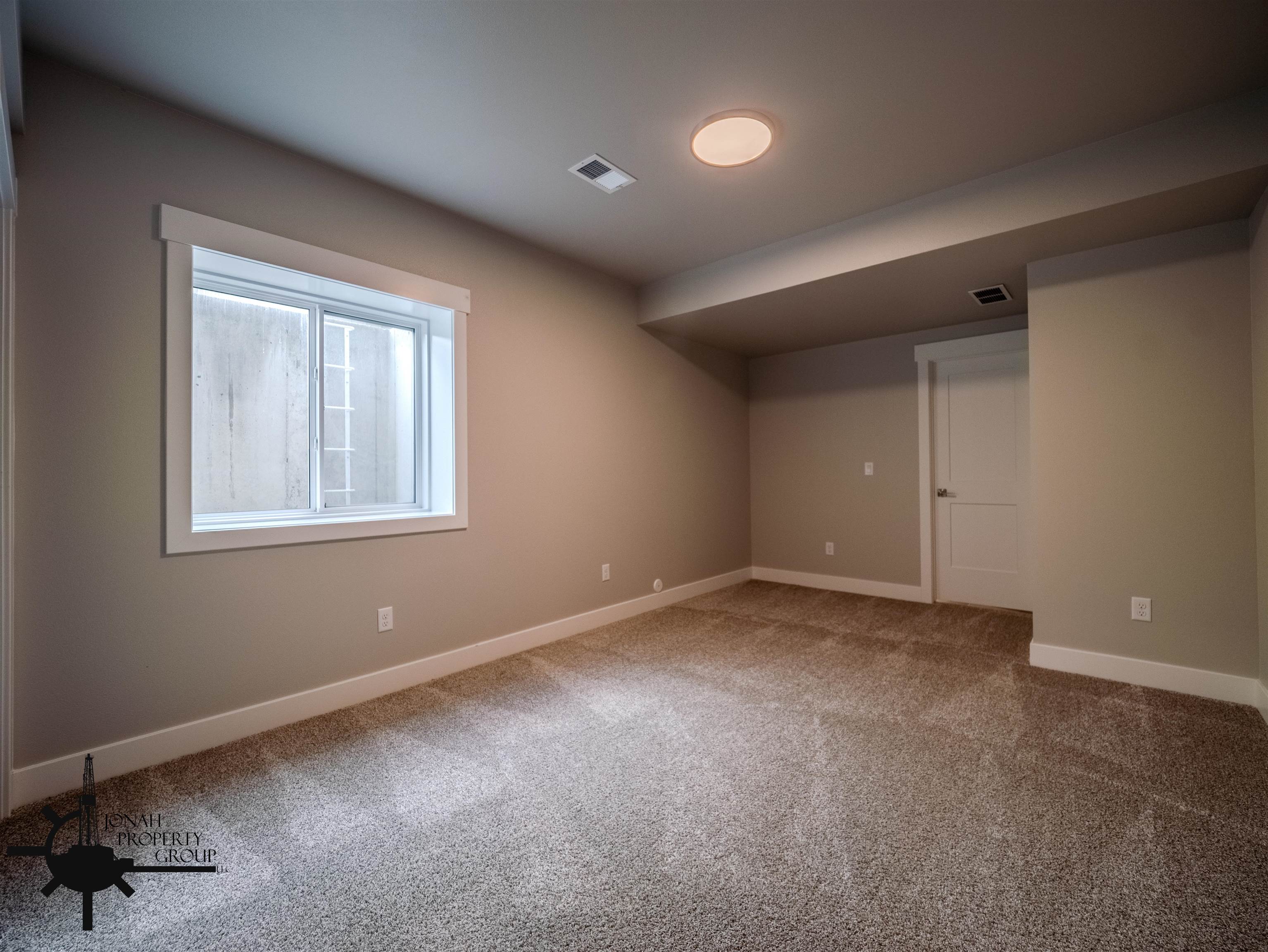 5340 Dolomite Circle Casper, WY 82609 - Photo 10 of 11
