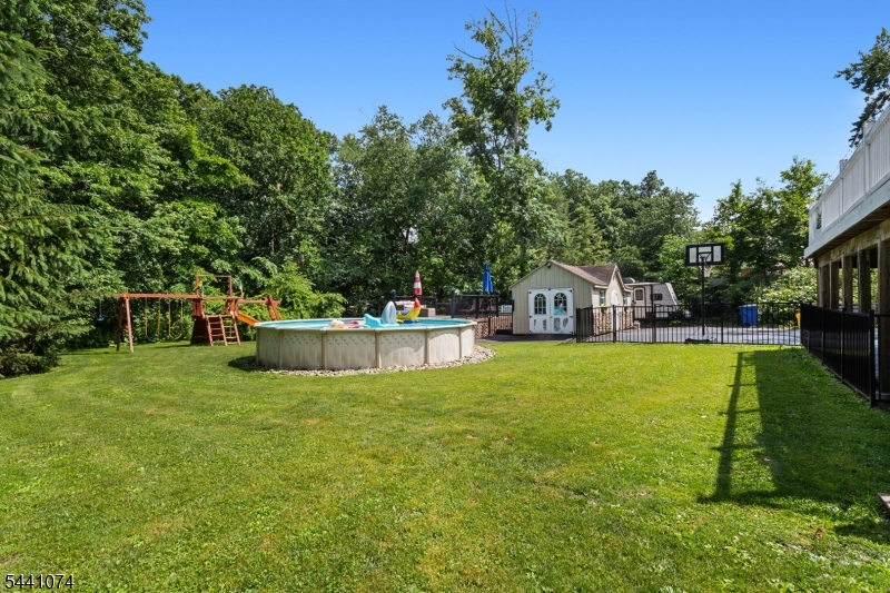 16 Horace Road Oak Ridge, NJ 07438 - Photo 39 of 45