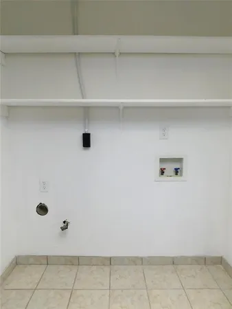 $2,325 | 4816 Roberts Drive, The Colony, TX 75056